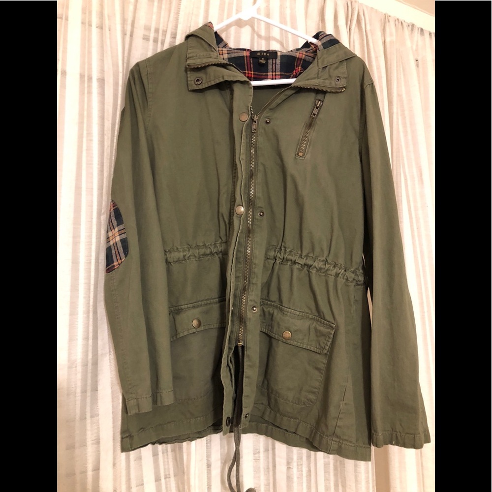 Army green Jacket